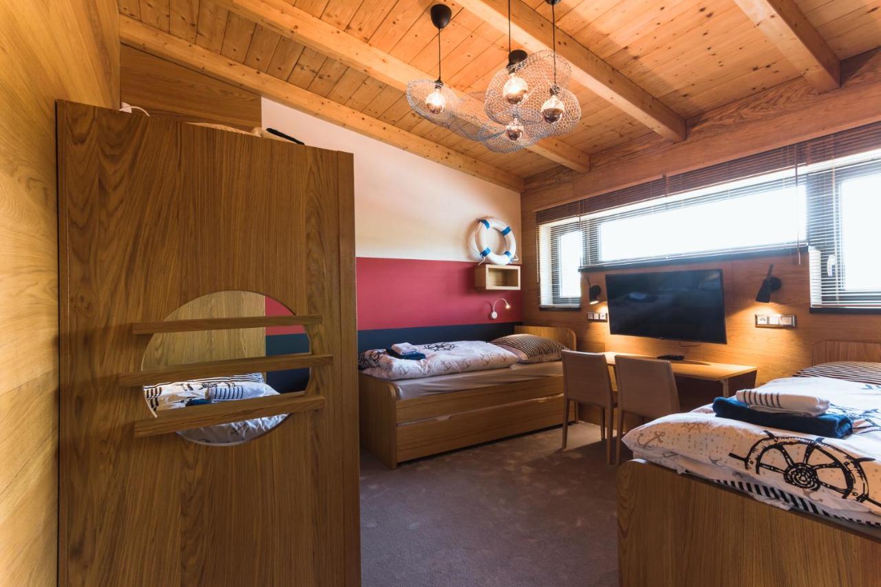 Marina Liptov Pri Liptovskej Mare Otel Bobrovník Dış mekan fotoğraf