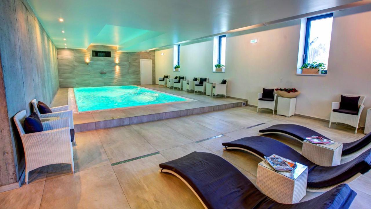 Marina Liptov Pri Liptovskej Mare Otel Bobrovník Dış mekan fotoğraf
